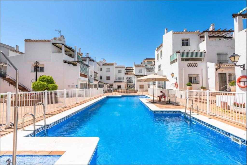 Apartamento Primera Linea De Playa Manilva Exterior foto