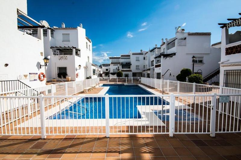 Apartamento Primera Linea De Playa Manilva Exterior foto